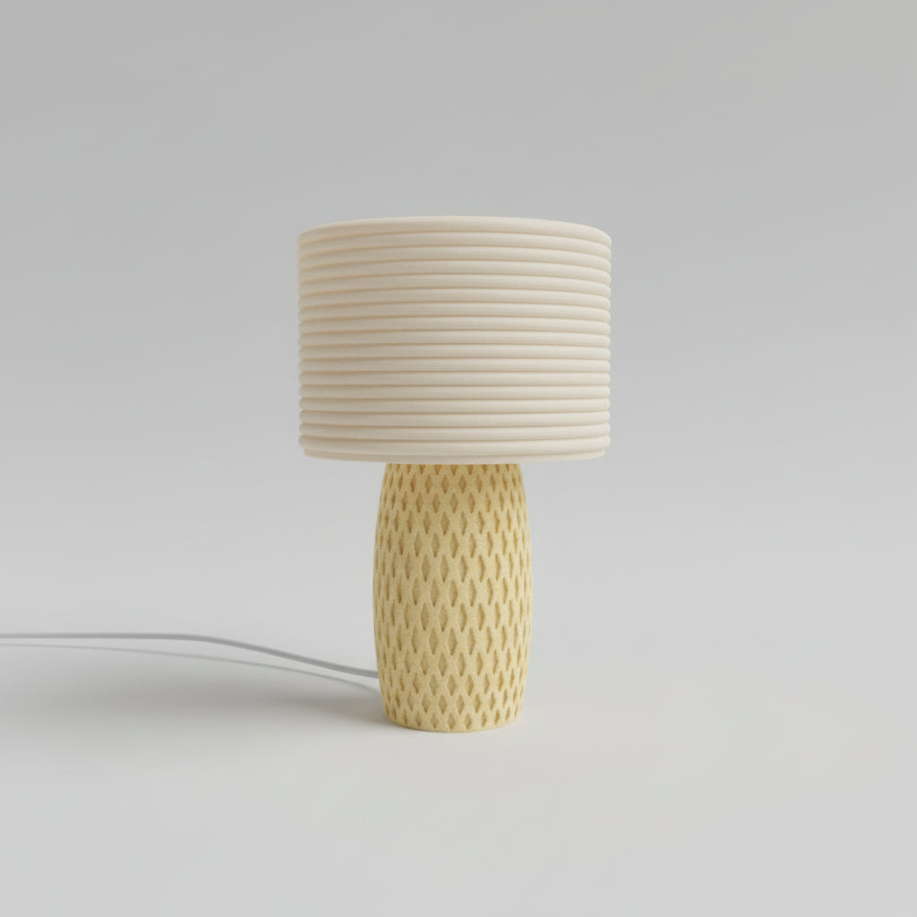 Lámpara de Mesa Yoake — iluminada en un salón