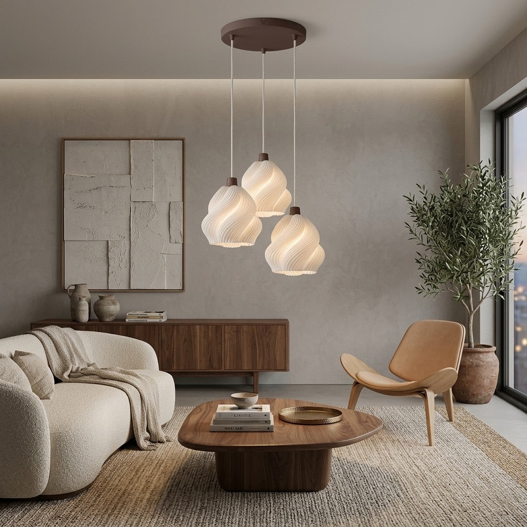 Shin Trio Lámpara de Techo — iluminada en un salón