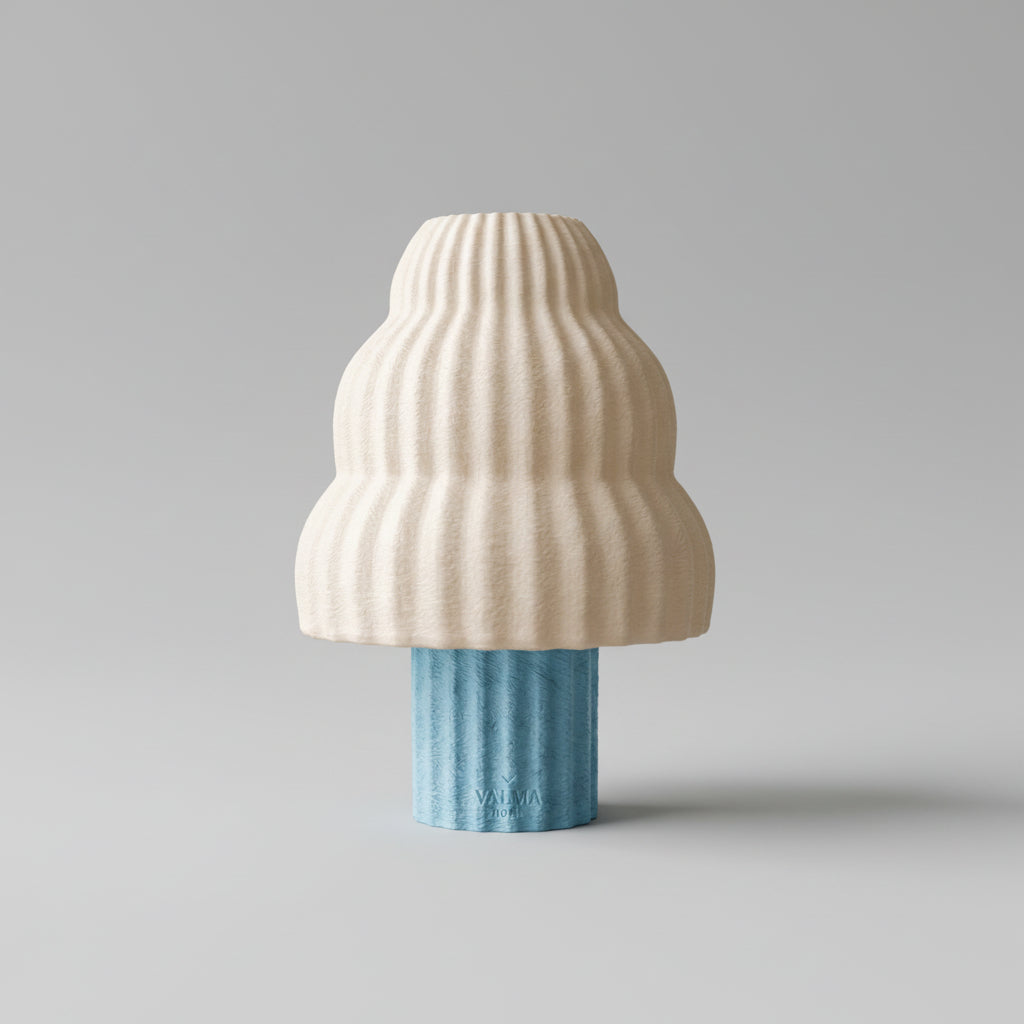Lámpara de Mesa Honoka — iluminada en un salón
