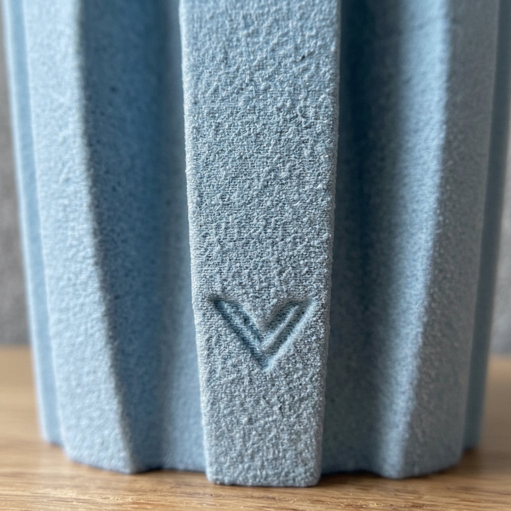 Lámpara de Mesa Komorebi — detalle de la textura