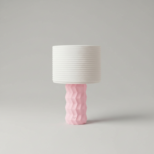 Lámpara de Mesa Kage de Valma Home, fabricada en España